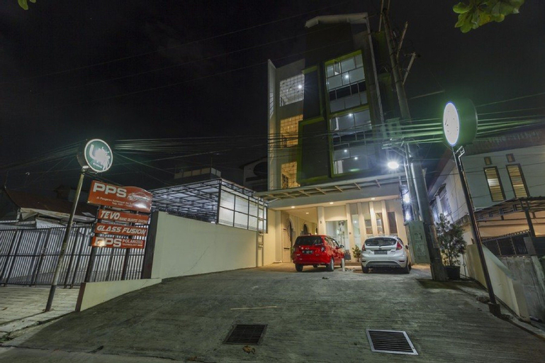 RedDoorz near Samarinda Central Plaza, Samarinda