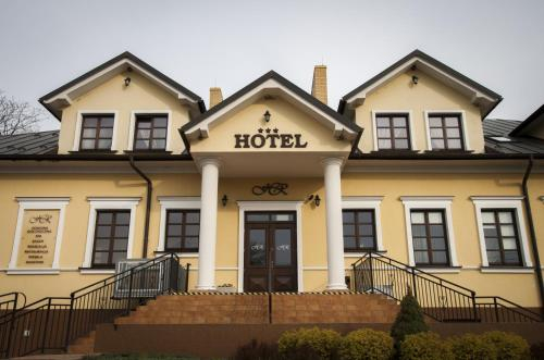 Hotel Rytwiany, Staszów