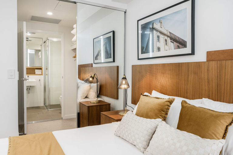 Others 5, Doubleone3 Apartments, Newstead