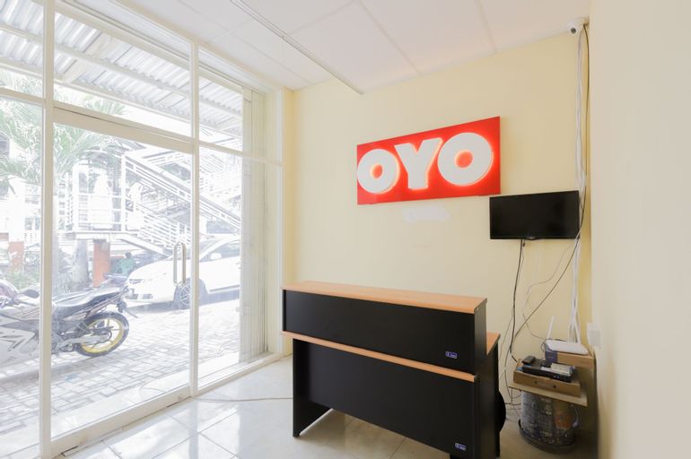 OYO 779 Mn One Residence Near Rs Jakarta Islamic, Central Jakarta