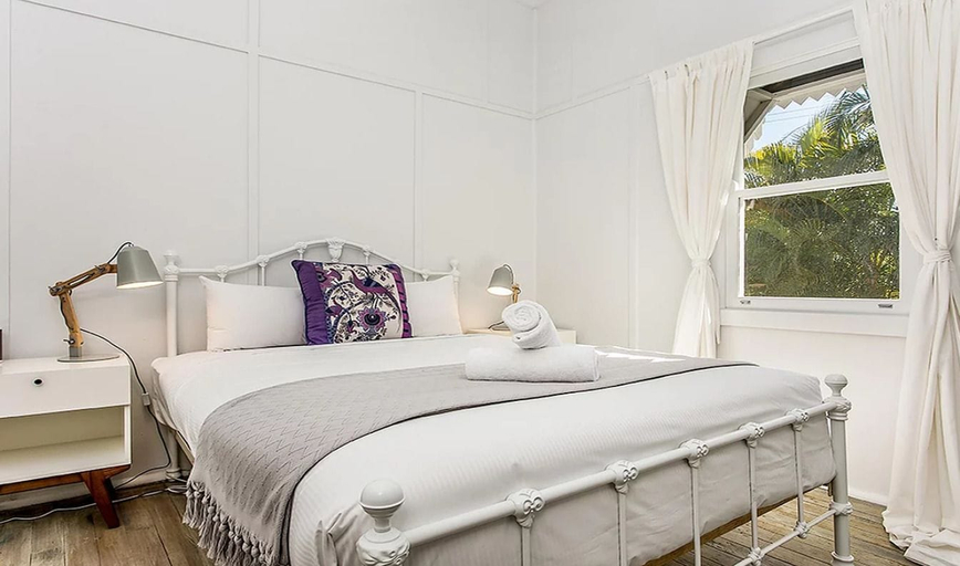Bedroom 3, Your Luxury Escape - White Oak, Byron