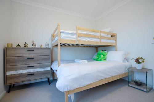 StylishTownhouse@Narre Warren/TrainStation/SC, Casey - Berwick