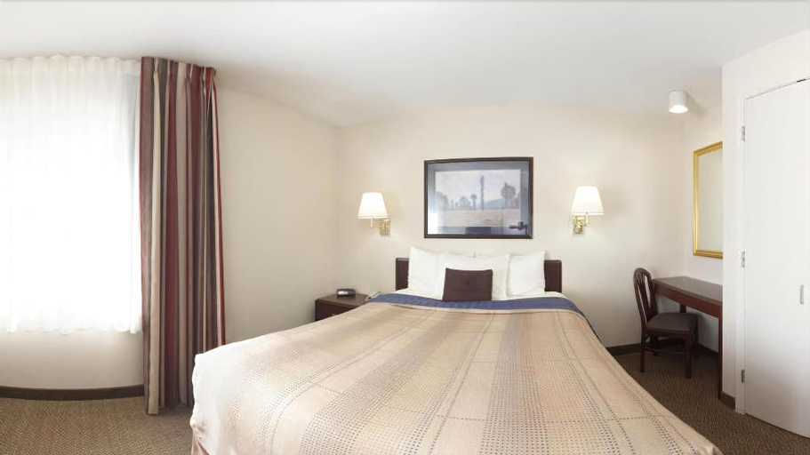 Bedroom 12