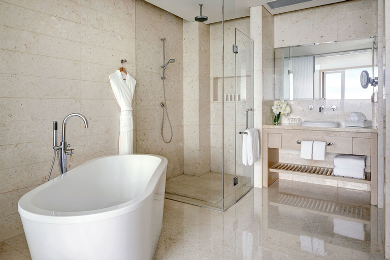 Bathroom 4