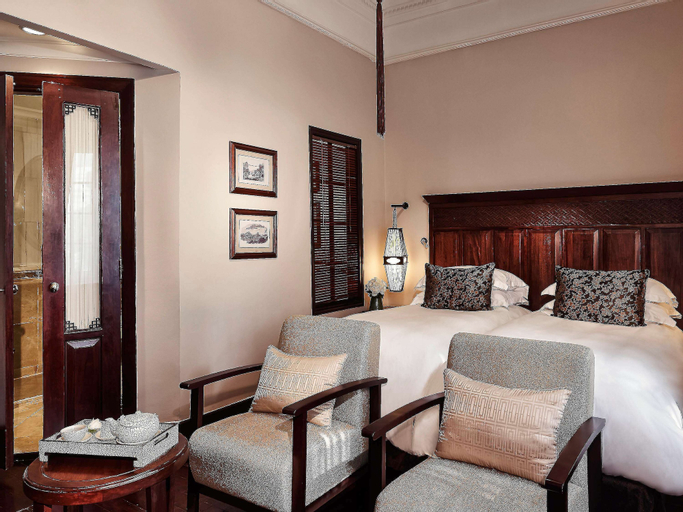 Bedroom 8
