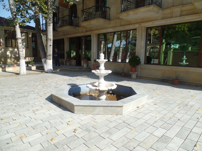 Lotos Goygol, Xanlar