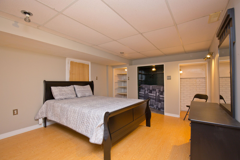 Bedroom 4, White House Farm, Dufferin
