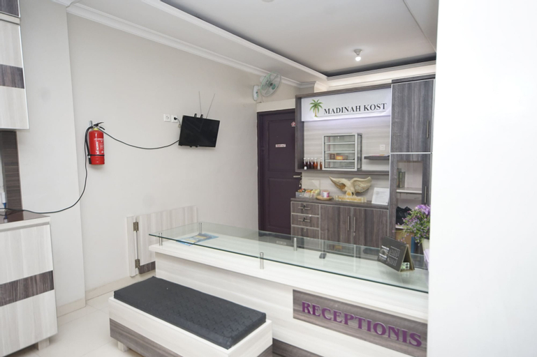 OYO 270 Madinah Residence Syariah, Palembang