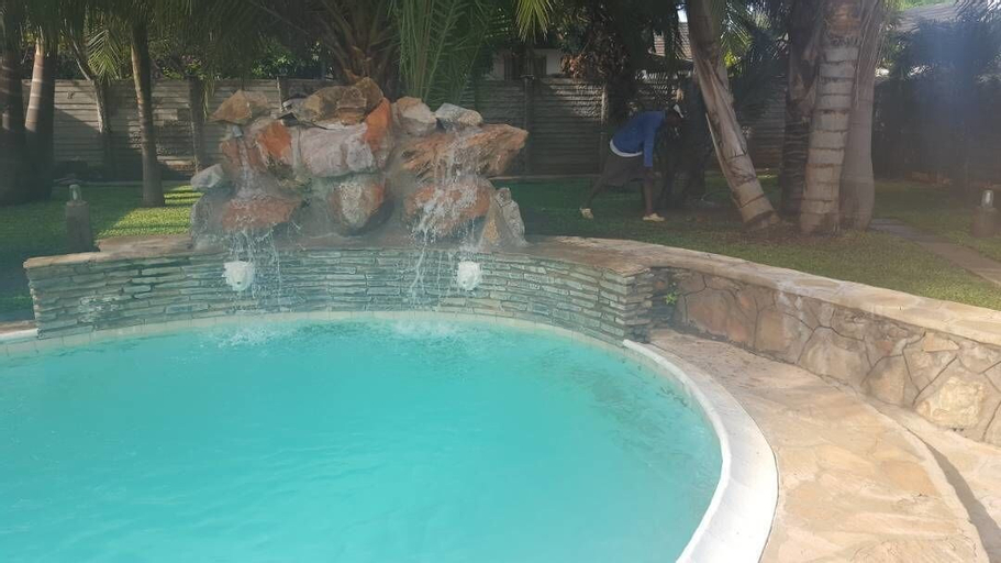 Kismet, Bulawayo