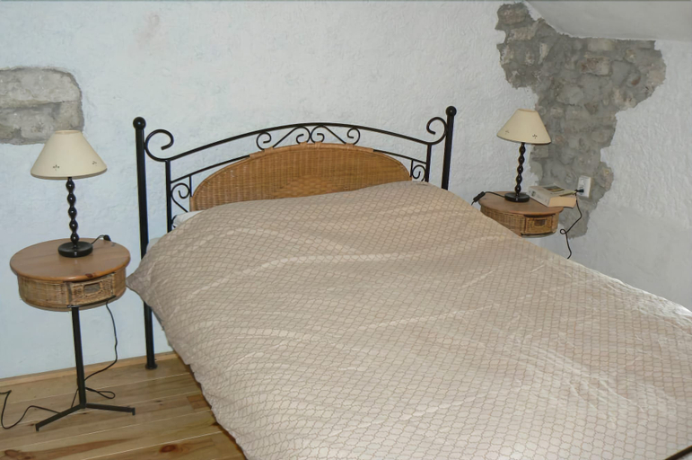 Bedroom 3, Domaine Le Petit Moulin, Allier