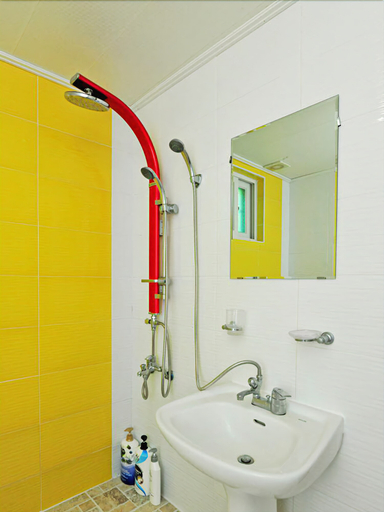 Bathroom 5, In Pension, Gapyeong