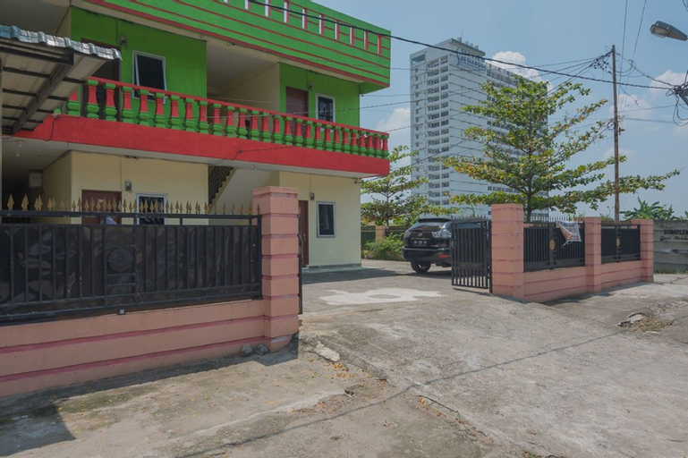 RedDoorz near Politeknik Negeri Medan, Medan