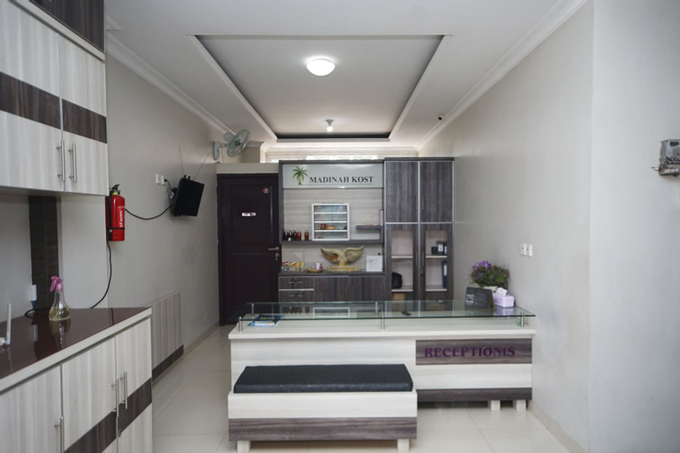 OYO 270 Madinah Residence Syariah, Palembang