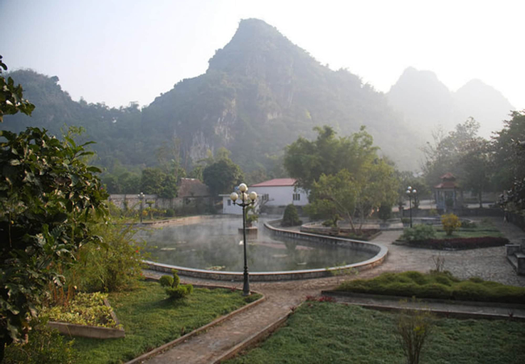 Vietnam Trade Union Hotel in Kim Boi, Kim Bôi