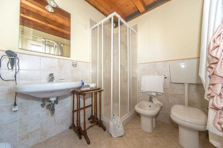Bathroom 5, Ca' Noemi, Venezia