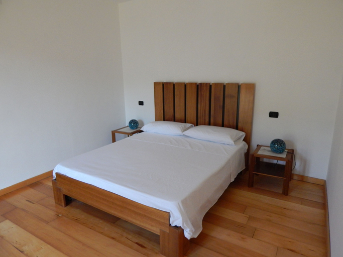 Bedroom 3, ALTANA, Salerno