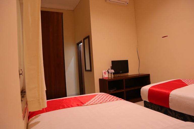 OYO 1305 Hotel Al-Ghani, Padang