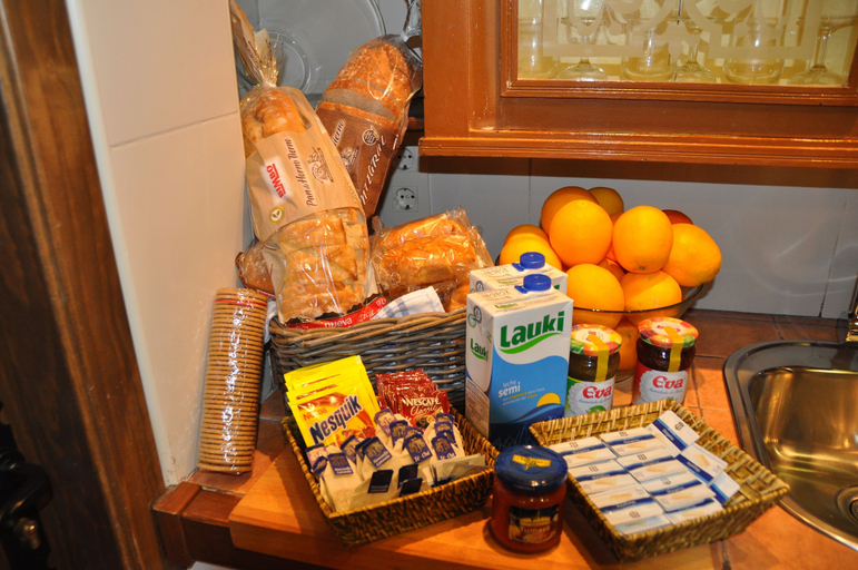 Food & Drinks, Casa Rural El Abuelo Quiko, Madrid