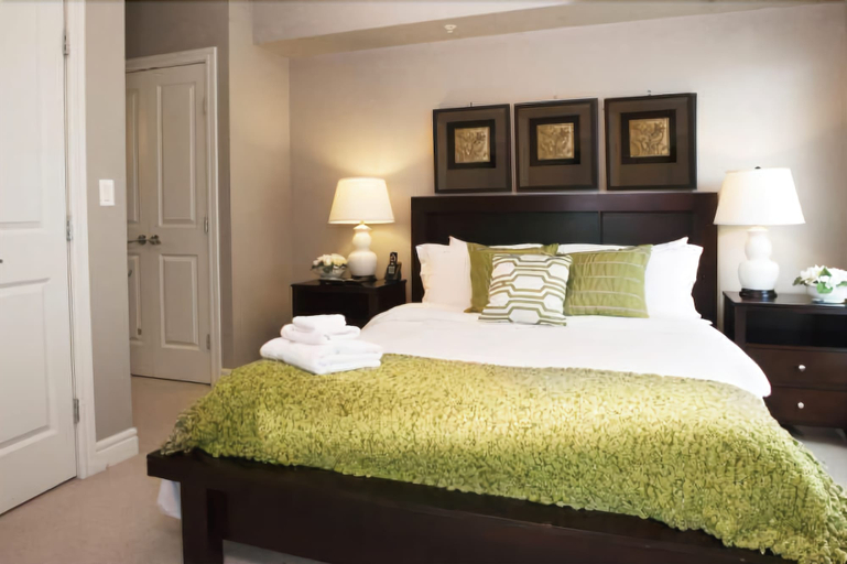 Bedroom, Executive Suites by Roseman - Five West, Division No. 6