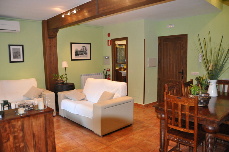 Bedroom 3, Casa Rural El Abuelo Quiko, Madrid