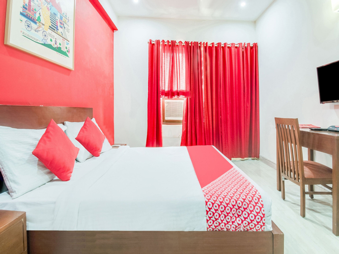OYO Flagship 516 Unitech Cyber Park, Gurgaon
