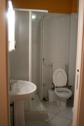 Bathroom 4, Diana e Atteone, Caserta