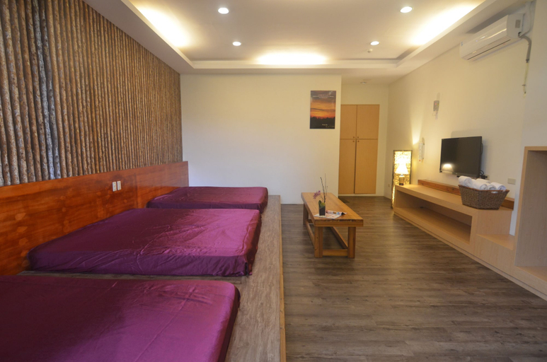 Others 5, Moonlight Hall, Nantou