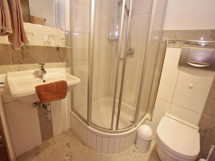 Bathroom 4, Pension Florianhof, Schwarzwald-Baar-Kreis