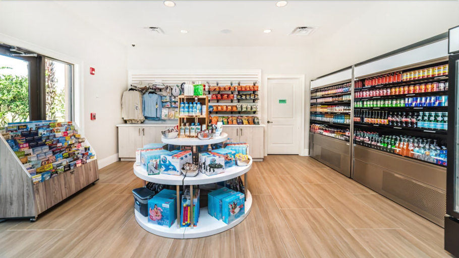 Food & Drinks 5, 4 BR Townhome in Solara Rst by SHV-1559, Osceola