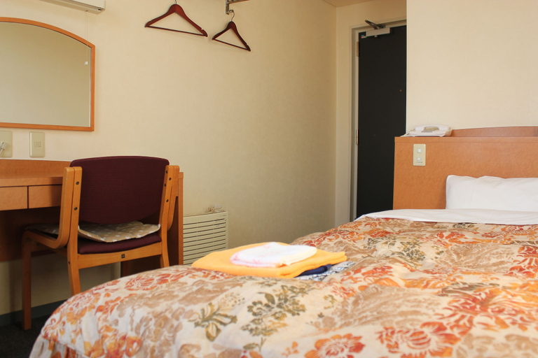Bedroom 5, Business Hotel Miduho, Tokushima