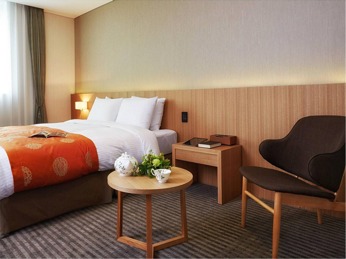 Ulsan City Hotel, Jung