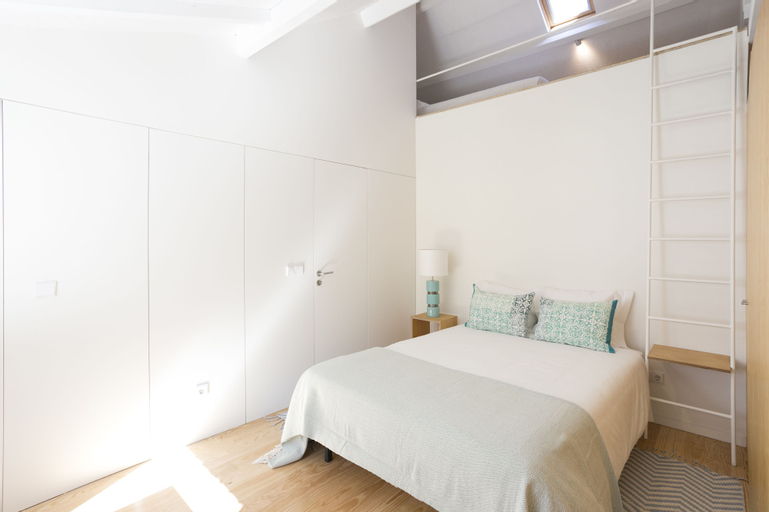 Liiiving in Porto | Foz Shore Apartments, Porto