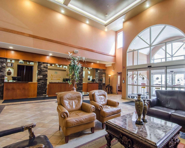 Public Area 2, Quality Inn & Suites Grande Prairie, Division No. 19