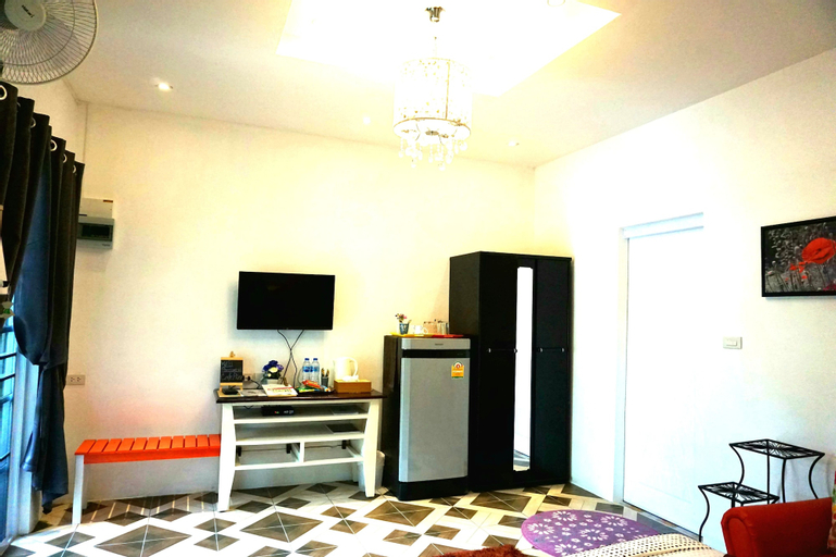 Ooy Le' House, Khanom
