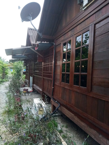 YC Chalet Roomstay Lekir, Manjung