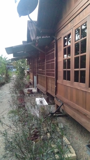 YC Chalet Roomstay Lekir, Manjung
