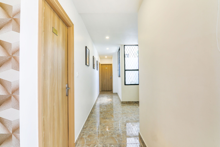 Public Area 2, FabHotel Vista Suites - Frazer Town, Bangalore