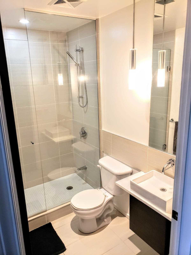 Bathroom 5, King Street Executive Suite, Toronto