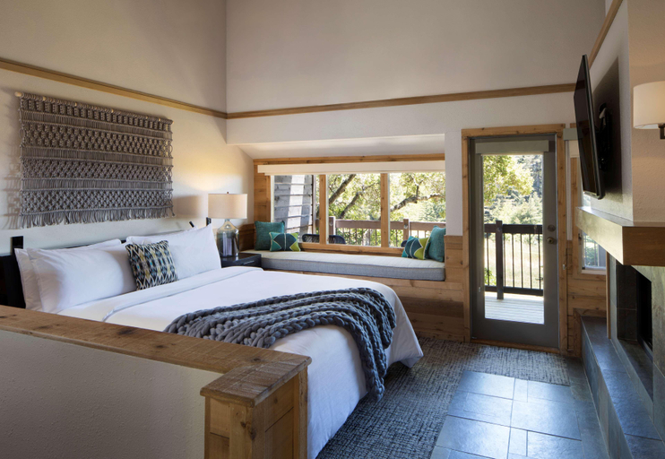 Bedroom 3, Alila Ventana Big Sur - Inclusive Resort, Monterey
