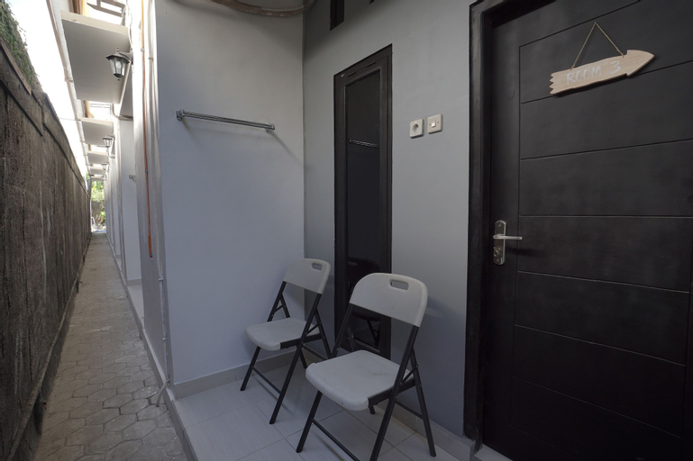 OYO 967 Cajoma Guesthouse, Manggarai Barat