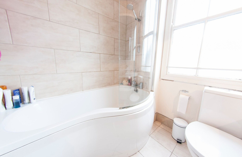 Bathroom 2, Charming 1-br Upper Holloway Flat For 2, London