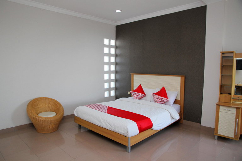 OYO 1098 Rego Hotel, Palu