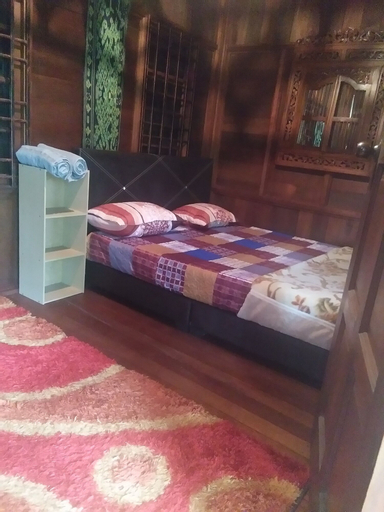 YC Chalet Roomstay Lekir, Manjung