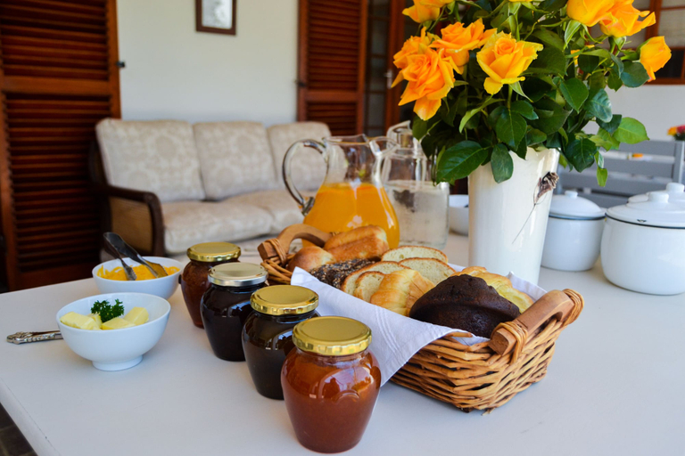 Food & Drinks 5, Aan-den-Weg, Cape Winelands