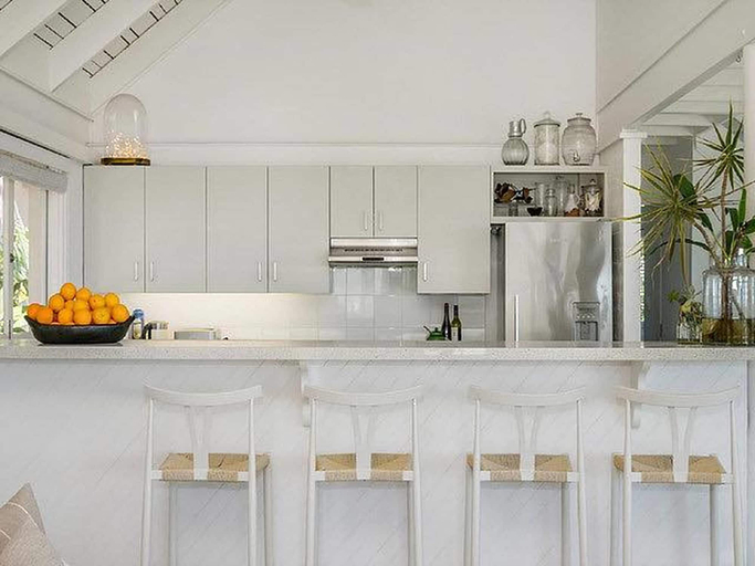Food & Drinks, Your Luxury Escape - The White House, Byron