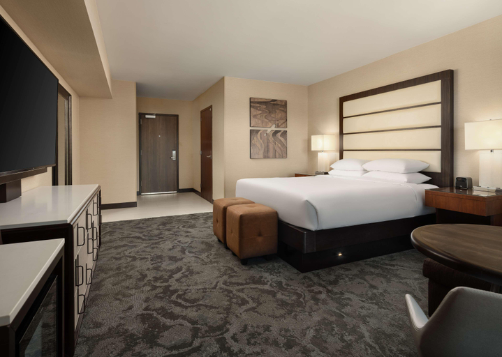 Bedroom 4, Hyatt Regency Sacramento, Sacramento