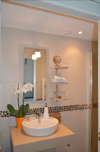 Bathroom 5, Mon petit coin de Bretagne, Morbihan