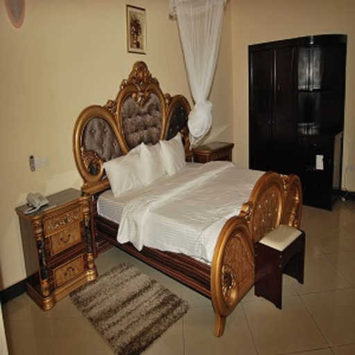 Best Outlook Hotel, Roherero