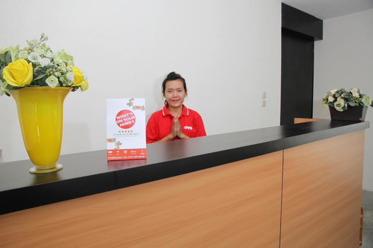 OYO 1098 Rego Hotel (temporarily closed), Palu