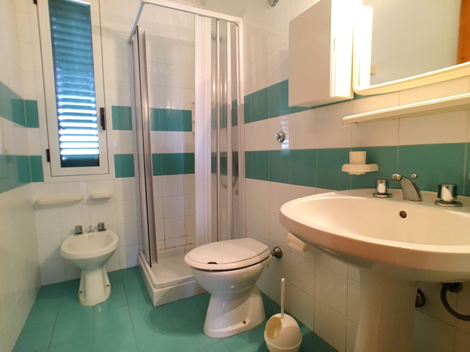 Bathroom 5, Attico La Baia, Lecce